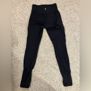 Lululemon Wunder Under Highrise leggings size 6, 28”